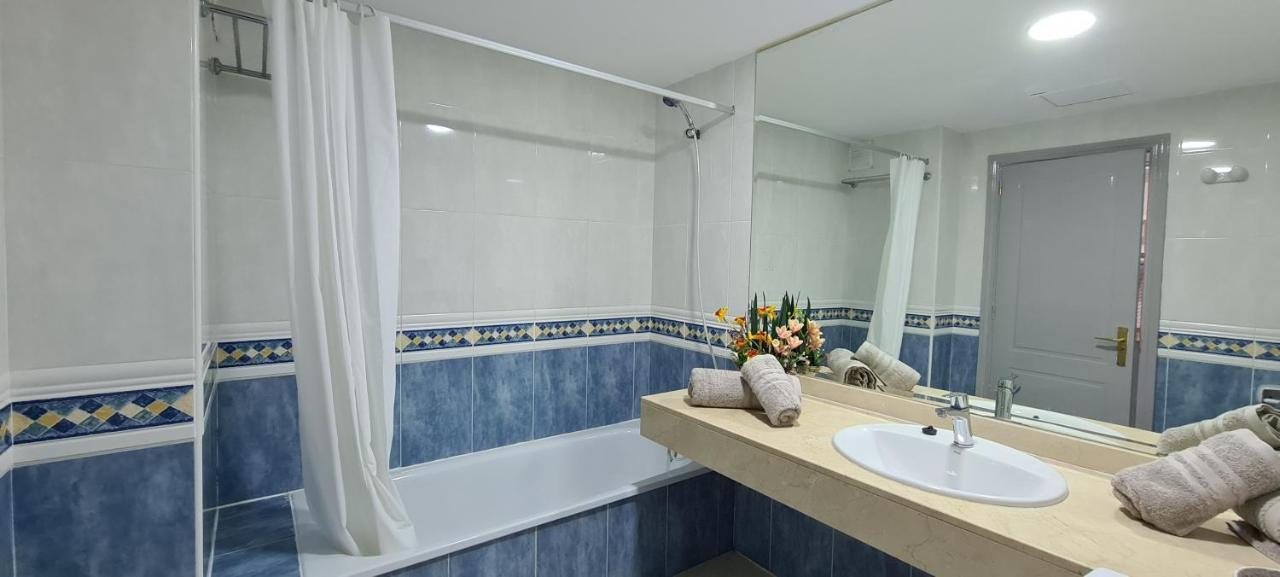 Апартаменты Beautiful Garden Flat Nearly Refurbished Free Wifi Коральео Экстерьер фото